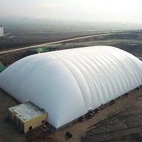 Dôme à membrane gonflable autoportant résistant aux intempéries, grande salle de sport intérieure pour installations de tennis et de basketball