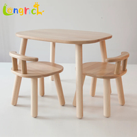 Ensemble table et chaises Montessori pour enfants avec coins arrondis lisses pour salle de jeux, crèche, salle de classe et usage domestique