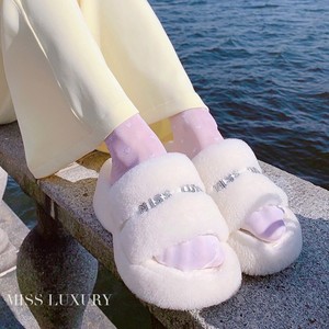 Chaussons d'intérieur en fourrure moelleuse à bout ouvert en véritable <span class=keywords><strong>peau</strong></span> de <span class=keywords><strong>mouton</strong></span>, <span class=keywords><strong>pantoufles</strong></span> de luxe en fourrure pour femmes - Product Image 5