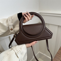 Sac bandoulière élégant pour femme, petit sac à main de luxe, nouveau design, couleur unie, sac à l'épaule pour femme