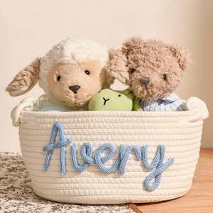 Cesta Tejida a Mano Personalizada, Regalo para Baby Shower, Cesta de Cuerda de Algodón Personalizada con Nombre, Almacenamiento para Cuarto de Bebé, Organizador de Juguetes - Product Image 1
