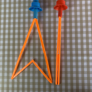 Baguette à <span class=keywords><strong>bulles</strong></span> en plastique en forme d'épée occidentale colorée <span class=keywords><strong>de</strong></span> 45cm pour enfants en plein air - Product Image 6