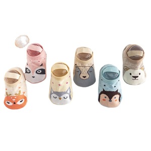 Scarpe e <span class=keywords><strong>calzini</strong></span> antiscivolo con colla a macchie di cartone - Product Image 3