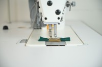 DT C10-D4 Machine à coudre électrique industrielle à grande vitesse à une aiguille à point noué avec prix de tondeuse automatique
