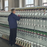 Machine à retordre les fils à grande vitesse et haute performance Kingkangda avec moteur PLC et boîte de vitesses, capacité de 1500 kg