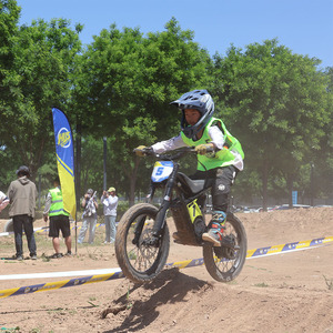 Motocicleta Todoterreno HUS para Niños, Batería de Litio de 48V 12.5Ah, Cuadro de Aluminio, Capacidad de Carga de 50 kg, para Niños y Niñas de 8 a 12 Años, 40 km/h - Product Image 1