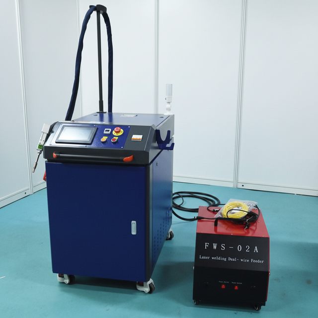 New 3000W Dual Wire Feeding Handheld Fiber Laser Welding Machine Easy Operate Stainless Steel Aluminum Alloy 8mm Penetration