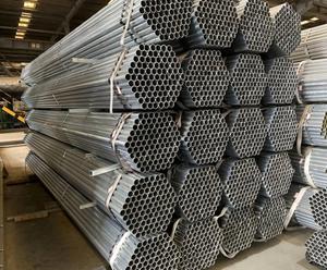 ท่อเหล็กอ่อนมาตรฐานคุณภาพสูงสีดำหรือชุบสังกะสี2440 BS 1387ระดับกลาง B & amp HE - Product Image 2