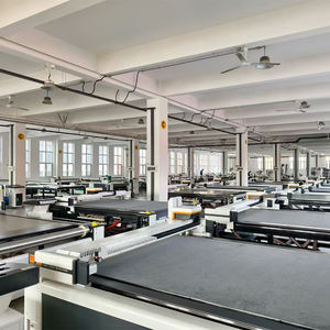 Table de découpe numérique à plat AOL CNC pour carton ondulé, film plastique à bulles, vinyle, avec rouleau d'alimentation à couteau coulissant - Product Image 5