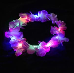 Serre-tête lumineux LED L-2902 Hawaïen, couronne florale artificielle pour mariage, idéal pour la plage et les fêtes tropicales - Product Image 4