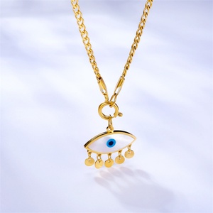 Collar con Colgante de Cadena de Eslabones Redondos de Acero Inoxidable con Ojo de Diablo Dorado Personalizado al por Mayor - Product Image 3