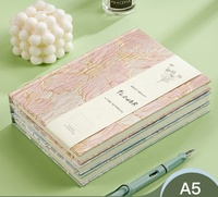 Cahier à couverture rigide en tissu Jacquard doré A5 créatif Logo personnalisable Bloc-notes à fleurs pour élèves de l'école Cadeau de papeterie