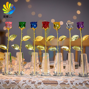 Ornement de rose en cristal rouge, rose, doré, blanc, design moderne, cadeau de saint-valentin pour les couples, les petites amies, les épouses - Product Image 3