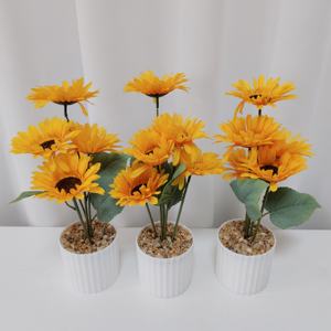 造花 5輪のひまわり 鉢植えのデイジー 盆栽 春 バレンタインデー ホームデコレーション ソフトで自然な質感 - Product Image 1