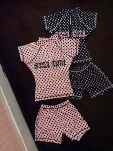 Nuovi Arrivi 2026: Set 2 Pezzi Donna con T-Shirt a Mezza Zip a Maniche Corte e Pantaloncini in Cotone Stampato a Pois, Logo Personalizzato, <span class=keywords><strong>Abbigliamento</strong></span> Y2k - Product Image 5