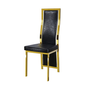 Nouvelle <span class=keywords><strong>Chaise</strong></span> de Salle à Manger Moderne Personnalisée avec Cadre en Métal Doré et Siège en Cuir - Product Image 5