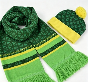 Ensemble Écharpe et Bonnet Personnalisés avec Logo pour Supporters de Football – Accessoires Essentiels pour Clubs, Événements et Promotions - Product Image 1