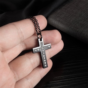 Collier pendentif croix religieuse en zircon cubique plaqué noir, design délicat chrétien, nouveau modèle 2021 - Product Image 6