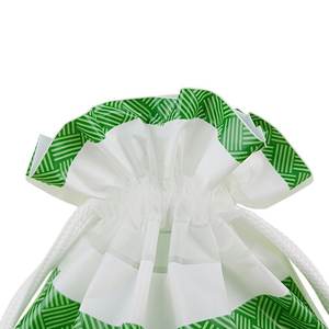 Rouleau de serviettes de visage jetables OEM en coton couleur unie 20cm x 20cm ménage Vietnam fabriqué au Vietnam - Product Image 3