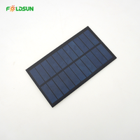 Caméra pour nichoir à oiseaux avec panneau solaire PERC haute efficacité monocristallin PET de forme non standard avec faisceau de câbles