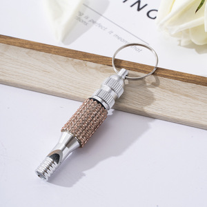 LLavero de silbato de cobre de aluminio de 2 secciones con diamantes de imitación, sonido fuerte, supervivencia al aire libre, emergencia, portátil, resistente al agua - Product Image 3