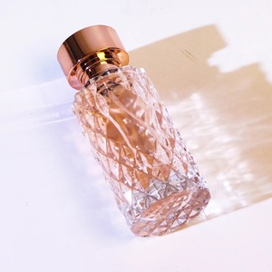 Bottiglia di profumo di vetro quadrato di lusso su misura all'ingrosso 30ml 50ml 100ml vuota con pompa spruzzatore bella confezione di forma quadrata - Product Image 6