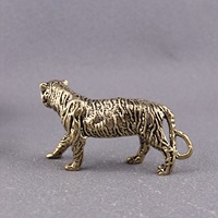 1 pièce Figurine de bureau en laiton rétro, motif tigre, animal de thé de la vitalité, décoration d'intérieur, vente en gros