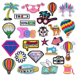 Venta al por mayor diseño personalizado Estilo Hawaiano mar playa vacaciones tema globo aerostático hierro en verano parche bordado para ropa - Product Image 1