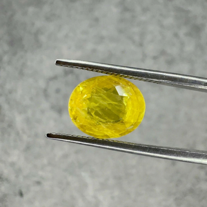 Saphir Jaune Naturel de Bangkok 4,14 Ct, Coupe Ovale, Pierre Précieuse Dorée pour Bague, Pendentif, Bijoux Fins, Fournisseur en Gros - Product Image 1