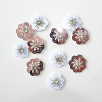 Vente directe usine – Accessoires de décoration faits main en perles et sequins pour chaussures, chapeaux, sacs et vêtements (DIY)