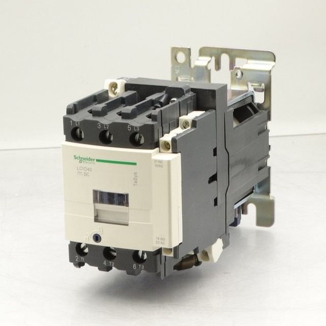 LC1D40BD Contactor 40A 24VDC Coil 3Pole for PLC