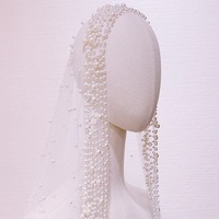 Voile de mariée cathédrale romantique blanc/ivoire W073001 à une couche avec perles et accessoire de tête