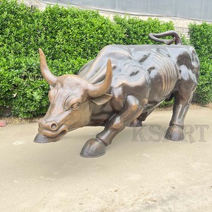 Tác phẩm điêu khắc sàn ngoài trời bằng đồng lớn: Một bức tượng con bò cho các doanh nghiệp, tượng trưng cho sự thu hút và bảo vệ tài sản - Product Image 3