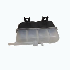 Réservoir d'expansion de liquide de refroidissement 21710-1LA1A, réservoir de récupération de liquide de refroidissement, réservoir d'expansion de liquide de refroidissement 217101LA1A pour <span class=keywords><strong>Nissan</strong></span> Infiniti QX56 QX80 - Product Image 4