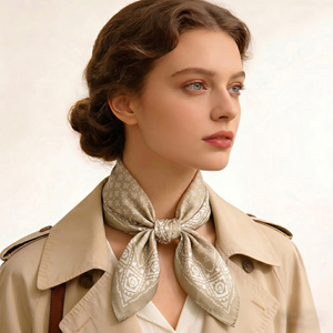 Écharpe en satin de soie à imprimé cachemire de luxe pour femme, foulard carré vintage 70x70cm, élégant pour le bureau, très vendu - Product Image 2