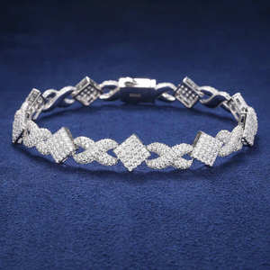 สร้อยข้อมือฮิปฮอปสุดหรูสำหรับผู้ชาย ประดับเพชรโมอิสซาไนต์ D VVS1 เงินแท้ 925 ดีไซน์ Cuban Link Chain เหมาะสำหรับงานปาร์ตี้และสไตล์สตรีทแฟชั่น - Product Image 1