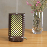 Diffuseur d'aromathérapie en bois à grain creux, humidificateur ultrasonique à brume froide avec veilleuse colorée pour chambre à coucher et décoration intérieure