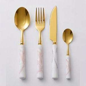 Ensemble de couverts plaqués or avec manches en marbre, vaisselle élégante, parfait pour les mariages, la maison et les dîners. - Product Image 1