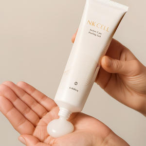 Lulubeu Active Care Gel Peeling Sérum de soin anti-âge pour exfolier les peaux ternes et rugueuses - Product Image 6