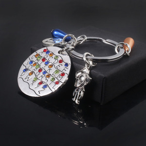 <span class=keywords><strong>Llavero</strong></span> con Letras de <span class=keywords><strong>Stranger</strong></span> <span class=keywords><strong>Things</strong></span>, Colgante de Aleación con 26 Letras del Alfabeto, Regalo Transfronterizo - Product Image 2