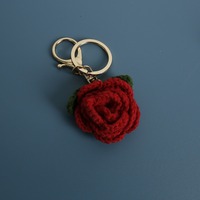 Grosir buatan tangan Crochet gantungan kunci bunga matahari mawar liontin Set hadiah untuk Valentine Natal Hari Ibu hadiah untuk wanita gadis