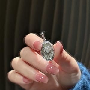 จี้เงินแท้ S925 รูปหัวใจสไตล์วินเทจ ดีไซน์เรียบง่าย หวาน เท่ รูปทรงวงรี ลายเรขาคณิต หรูหรา ดีไซน์เฉพาะ วัสดุหลักทอง - Product Image 2