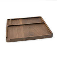 Plateau en bois d'acacia classique de taille personnalisée avec logo d'usine en gros pour le café, les fruits, les aliments, les assiettes en bois de noyer