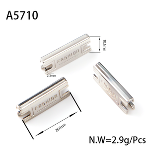 Etiquetas de Metal con Logotipo Personalizado para Ropa, Diseño de Moda, Clip para Bolsillo con Pliegue Central, Etiquetas con Borde Cortado con Láser, Ecológicas, Etiquetas en Relieve 3D - Product Image 1