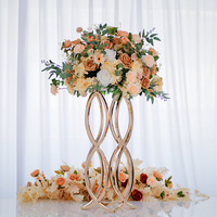 Fabriekslevering Model 007 IJzeren vergulde bloemenstandaard Europese bruiloft hoofdtafel bloemdecoratie ornamenten karton