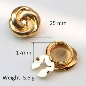 पर्यावरण के अनुकूल शर्ट स्टड फैशन ब्रोच धातु अनियमित आकार के गैंडा कछुए-क्लैंप क्लिप-ऑन कक्फलिंक सेट - Product Image 5