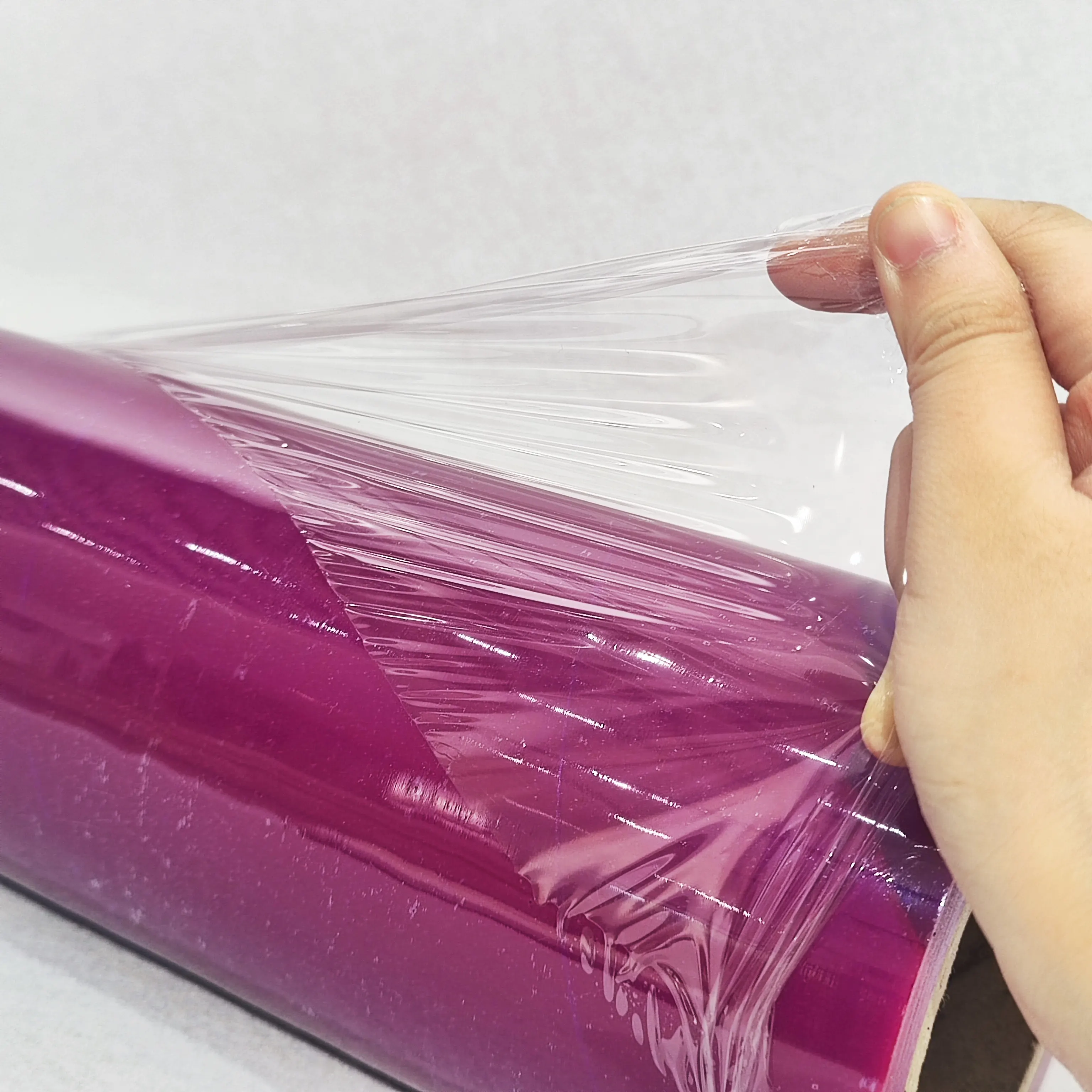 Prix d'usine Housse de matelas en PVC Emballage de protection Film de PVC auto-adhésif pour meubles