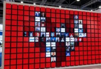 Affichage numérique personnalisable à haute luminosité signalisation LED pour les centres commerciaux magasins de détail-écran publicitaire LED étiré voitures