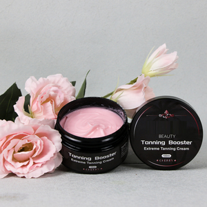 Gel Bronceador Intensivo Deep Dark Luxe con Aroma a Cereza - Bronceado Rápido para Exteriores y Camas Solares, Brillo Duradero - Product Image 1