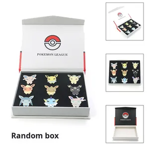 Ensemble de 9 badges/broches en alliage métallique plaqué or, édition 9Q, thème Famille Pokémon Anime, impression numérique, pour toutes les occasions - Product Image 4